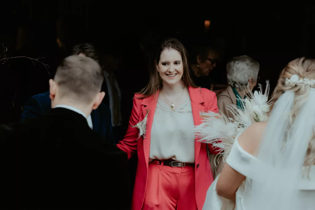 G&B-499 svg+xml;charset=utf